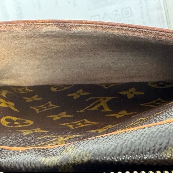 💯Authentic LOUIS VUITTON MONOGRAM VINTAGE COMPIEGNE 28 CLUTCH - Picture 7 of 10
